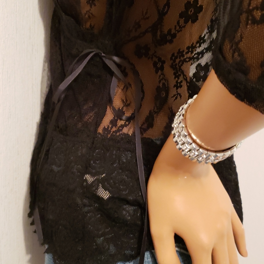 APOSTROPHE ALL LACE TOP SIZE LARGE - Picture 14 of 16